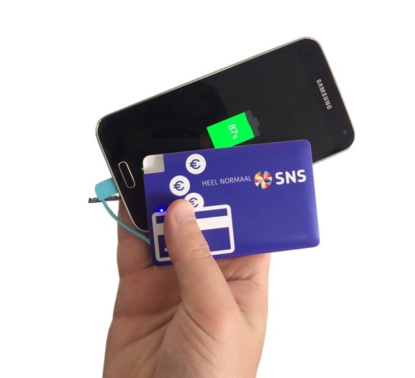 Creditcard powerbank bedrukt met jouw logo en huiststijl